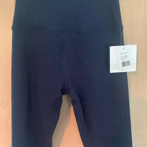 Beyond Yoga Spacedye Take Me Higher Legging Medium Navy - Picture 4 of 8
